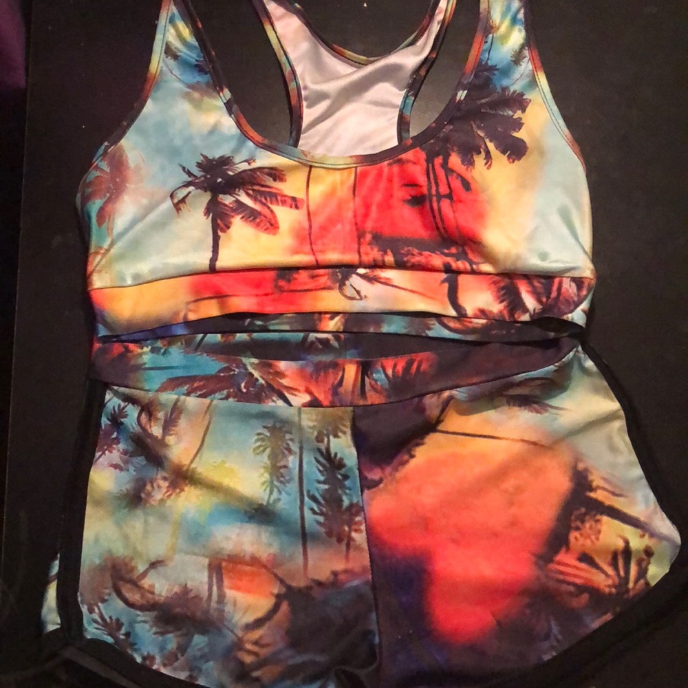 Bathing suit - Picture 2 of 2